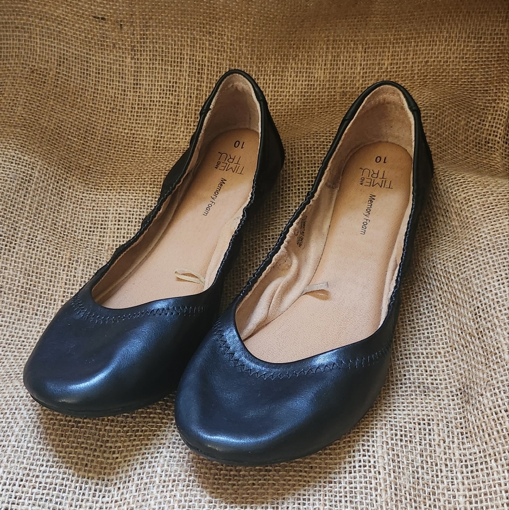 Memory foam ballet flats